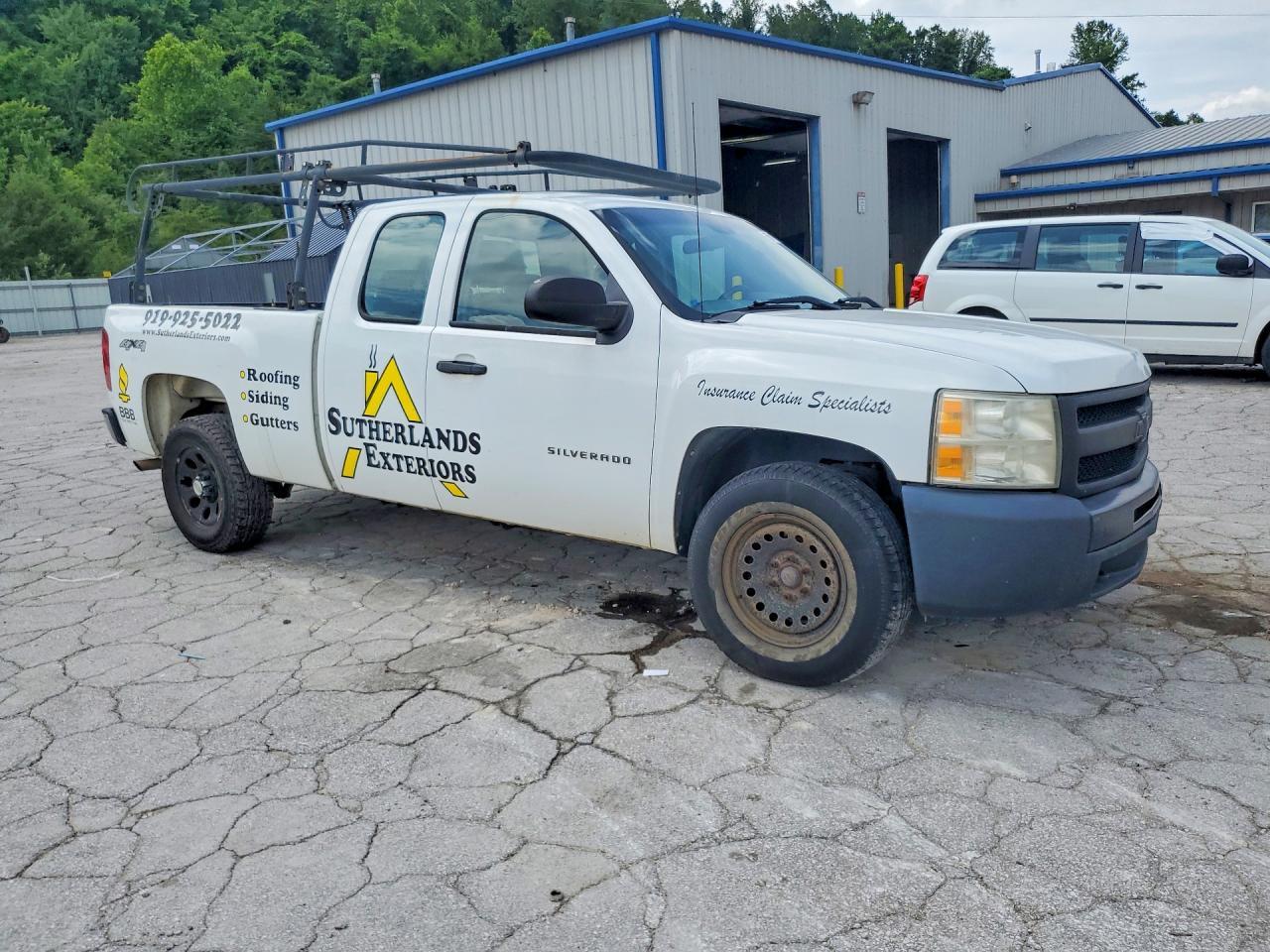 2010 Chevrolet Silverado K1500 - Image 4