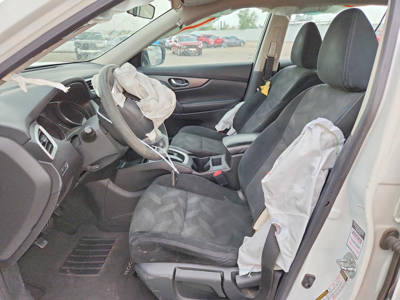 2015 Nissan Rogue S - Фото 7