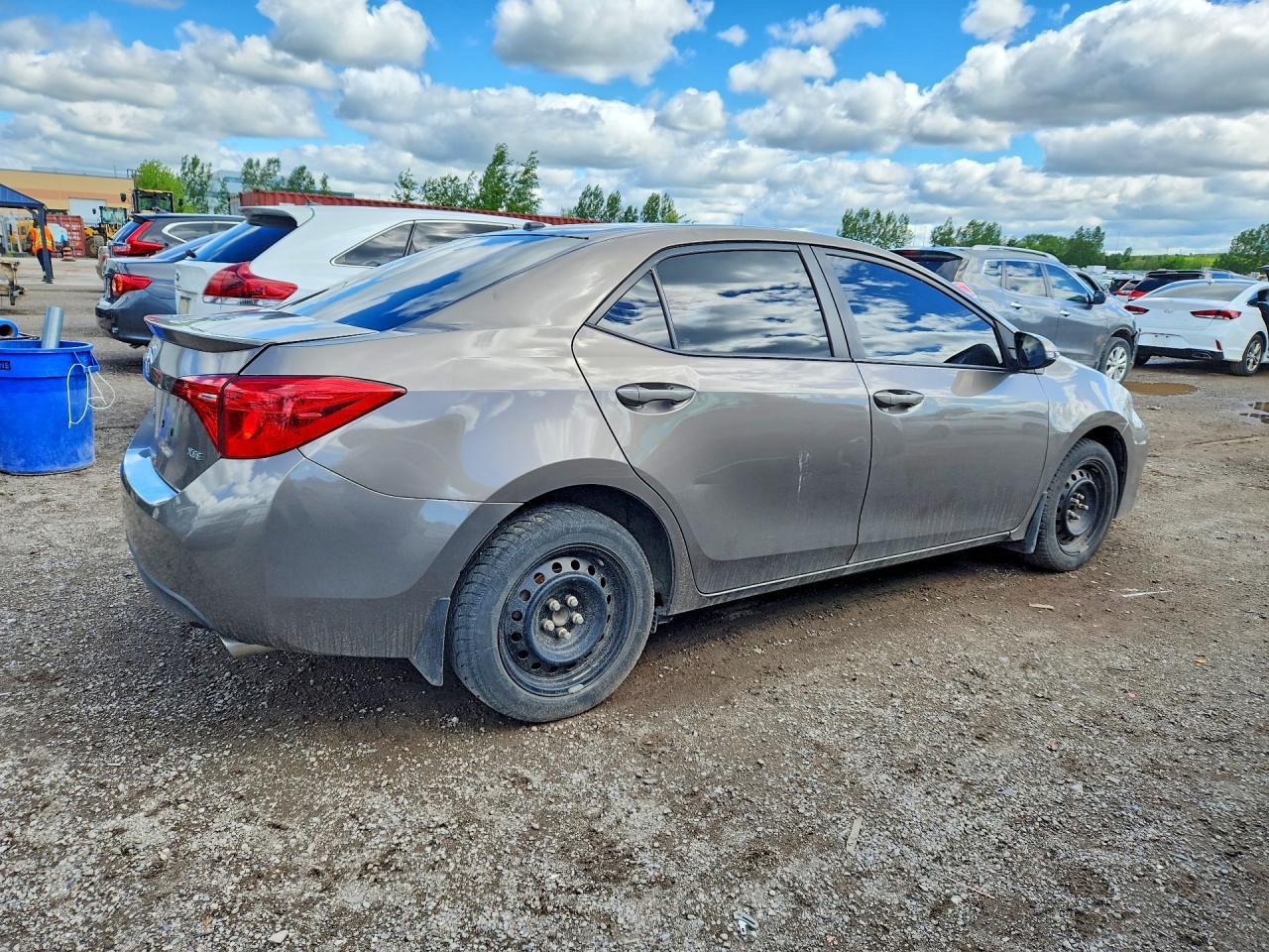 2017 Toyota Corolla L - Фото 3