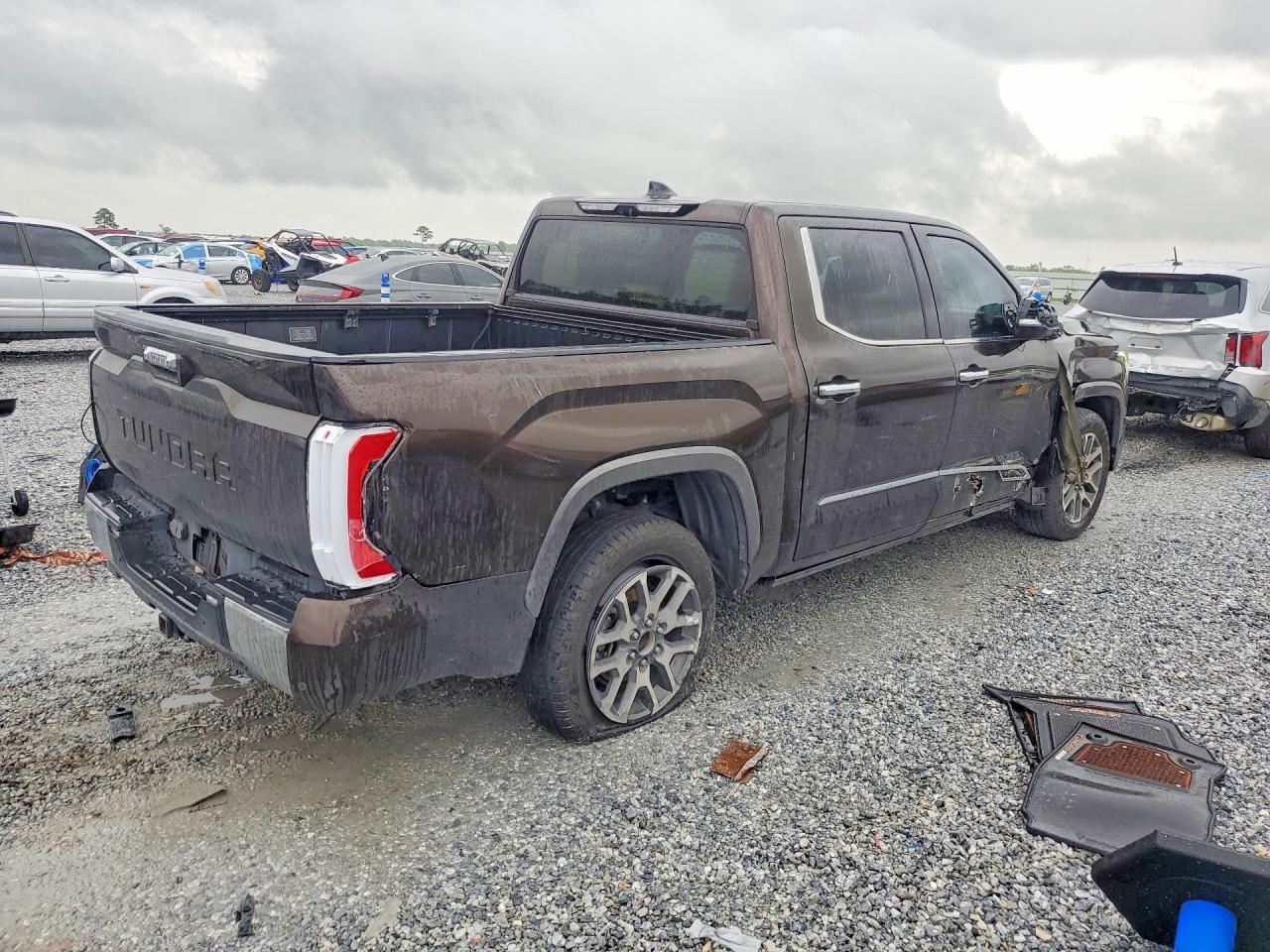 2022 Toyota Tundra 1794 Edition - Image 3