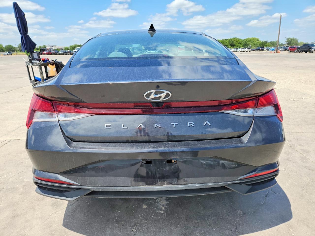 2021 Hyundai Elantra Sel - Фото 6