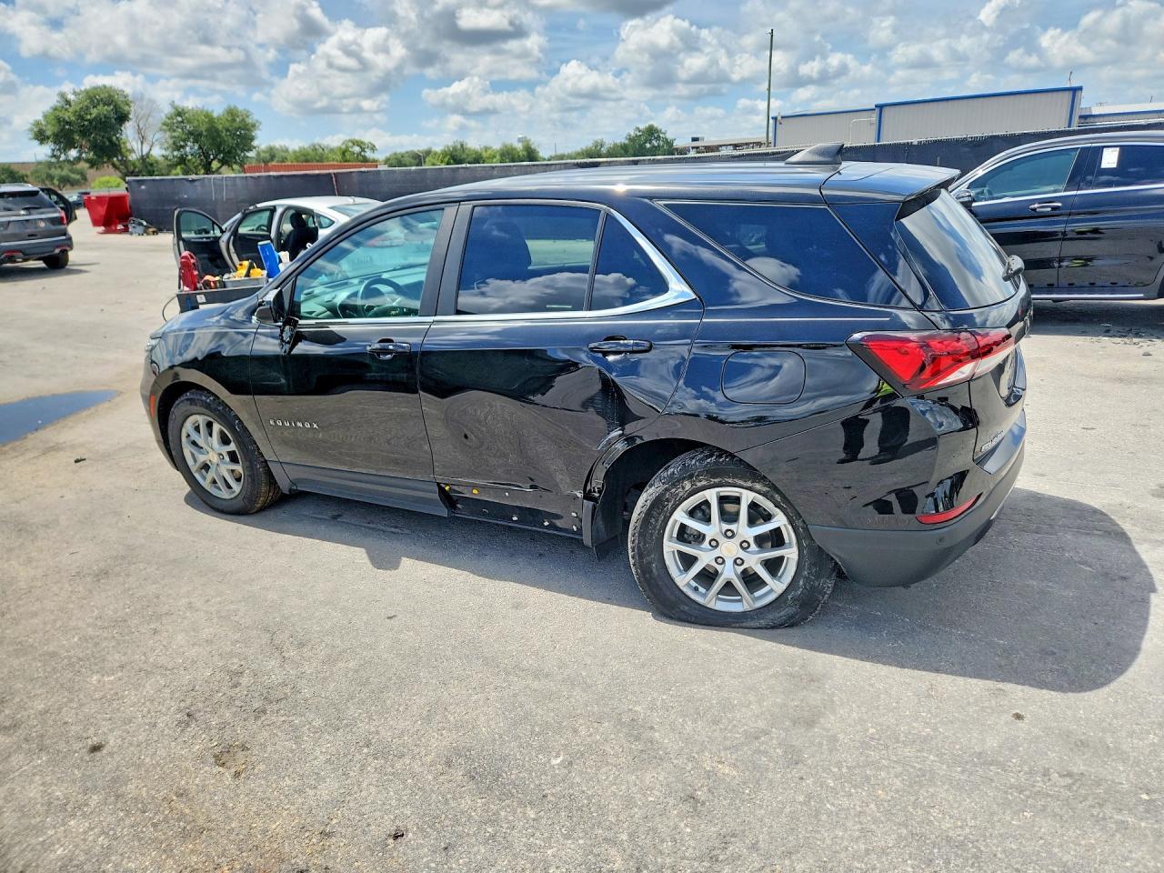 2023 Chevrolet Equinox Lt - Фото 2