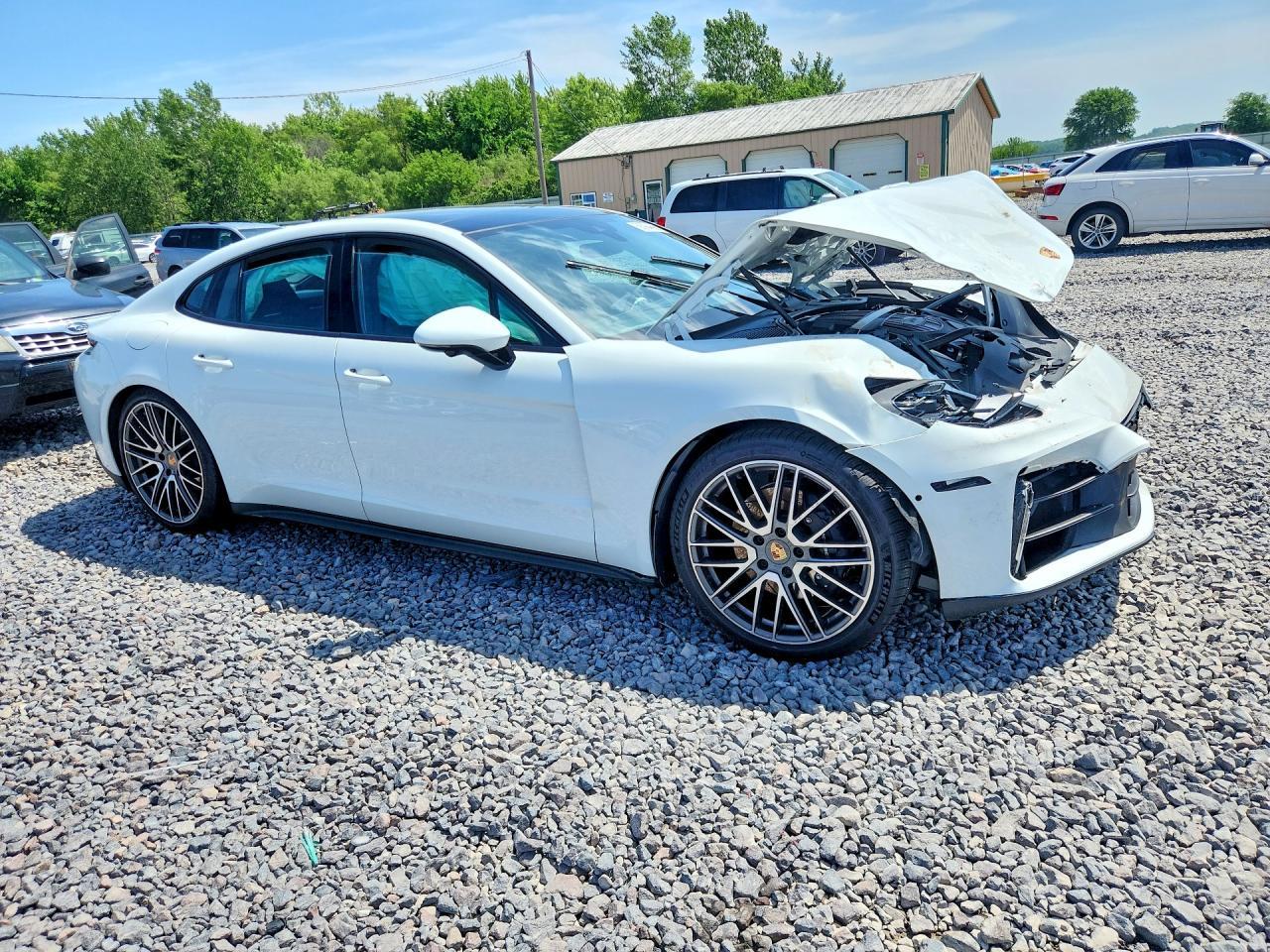 2025 Porsche Panamera Base - Image 4