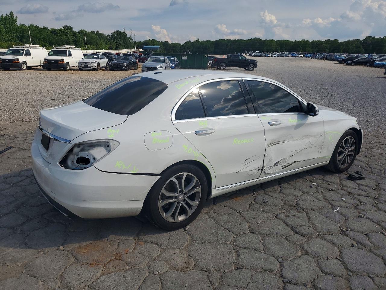 2016 Mercedes-Benz C 300 - Image 3