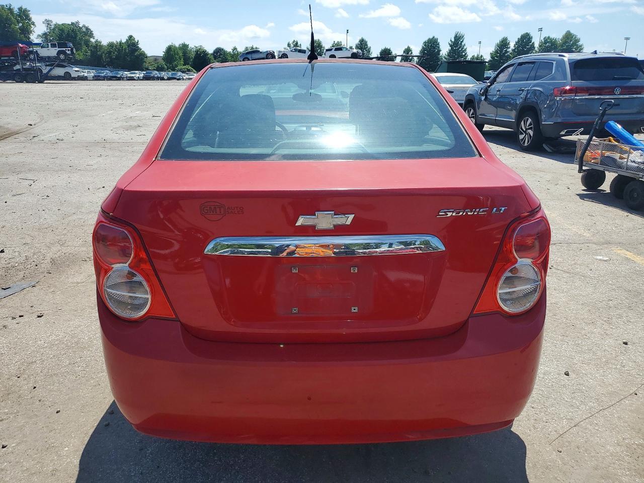 2012 Chevrolet Sonic Lt - Image 6