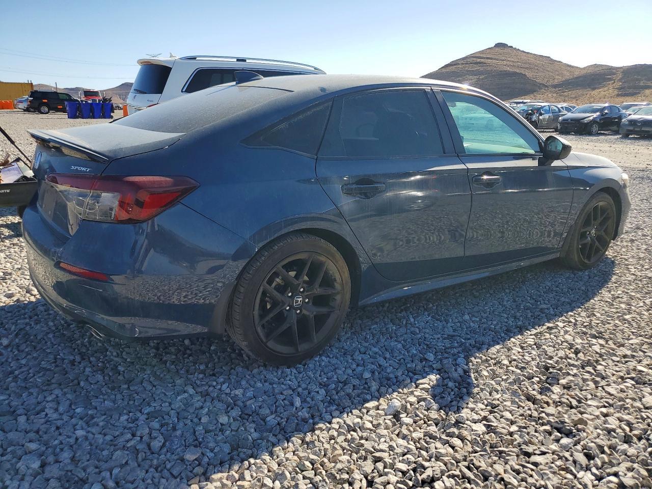 2025 Honda Civic Sport - Image 3