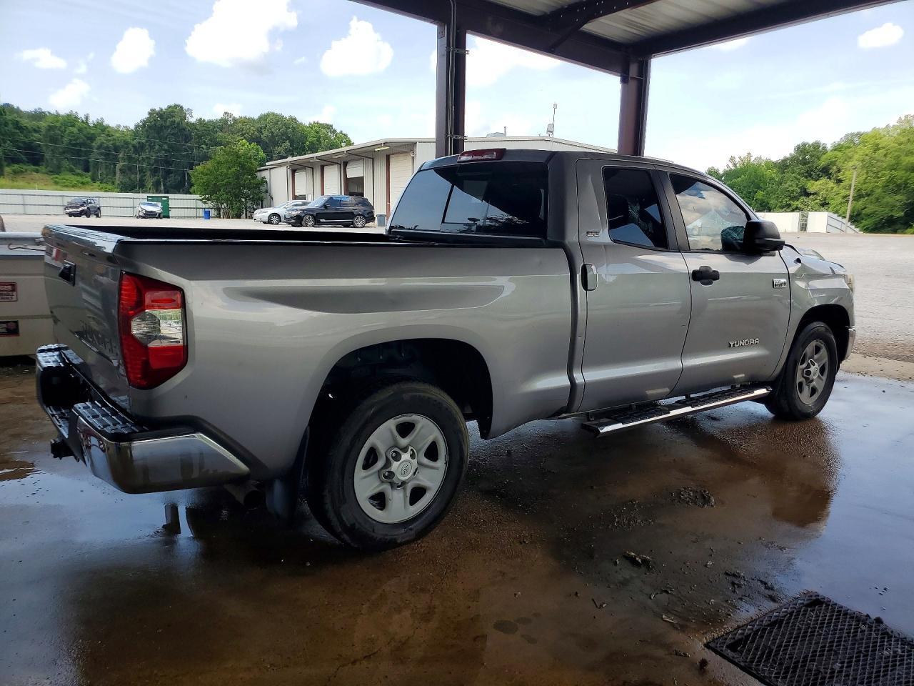 2018 Toyota Tundra Sr5 - Фото 3