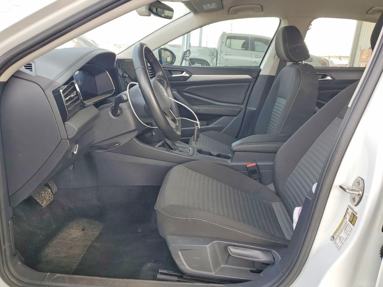 2025 Volkswagen Jetta S - Image 7