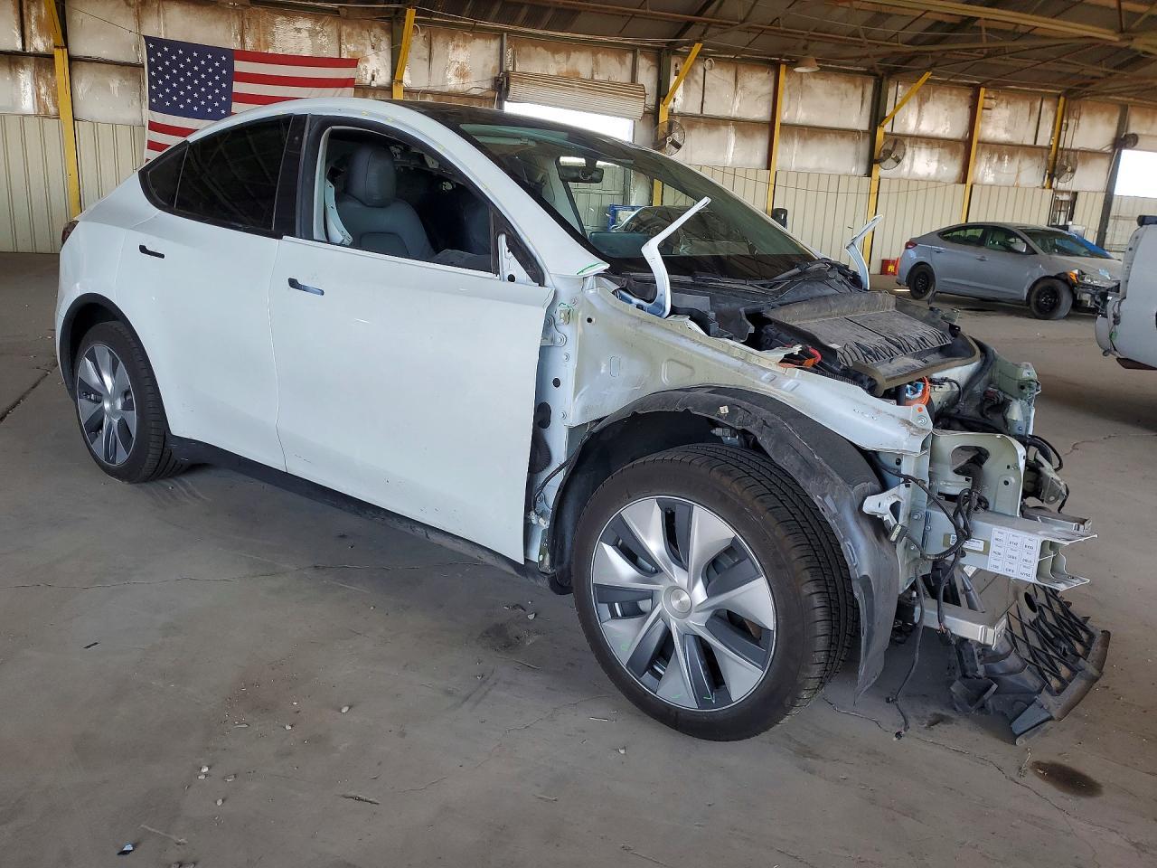 2023 Tesla Model Y - Image 4