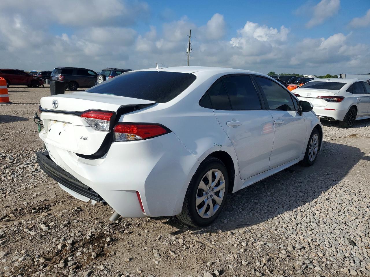 2024 Toyota Corolla Le - Фото 3
