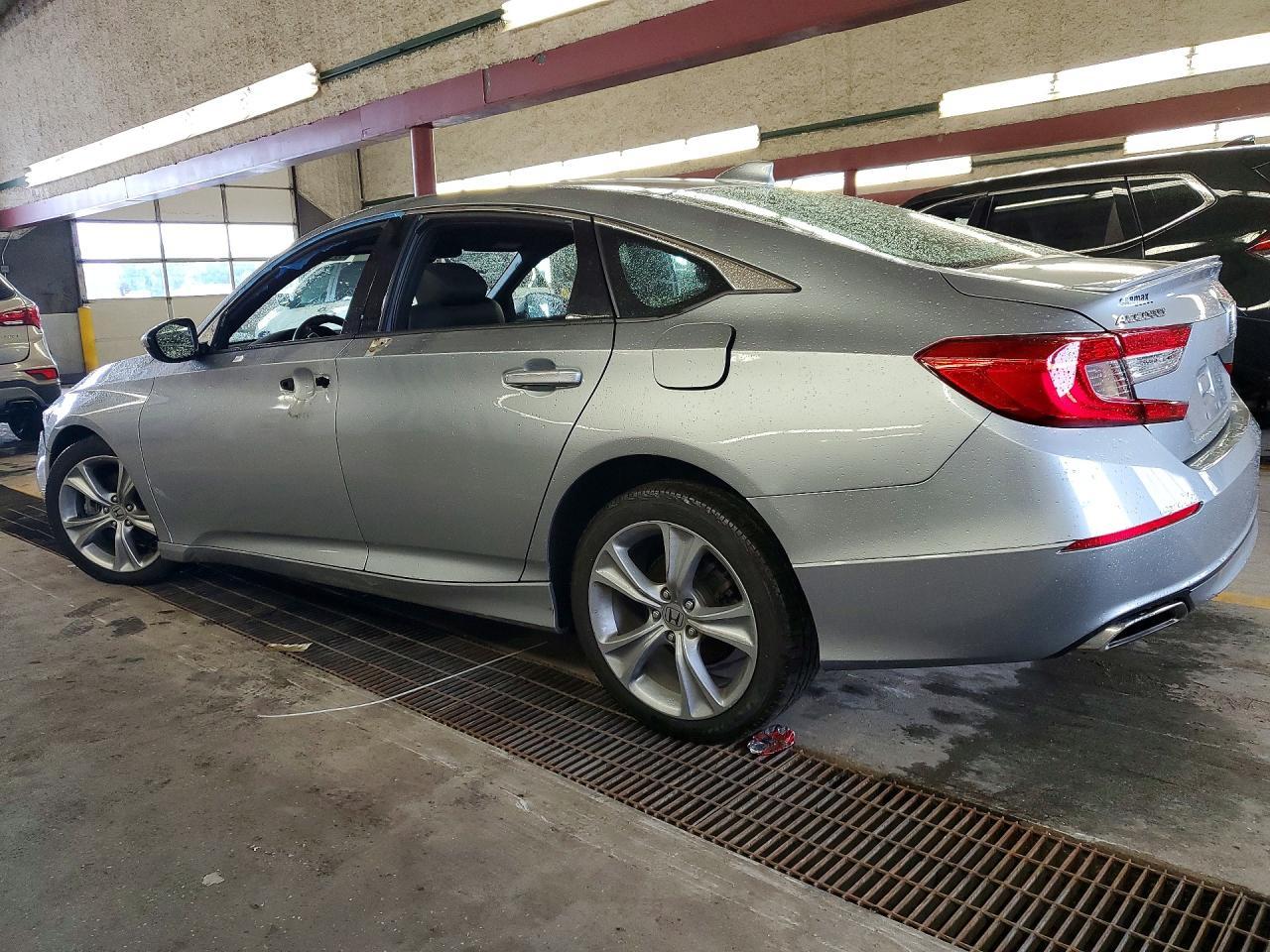 2019 Honda Accord Sport - Image 2