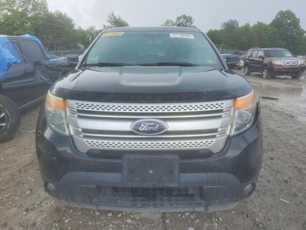 2011 Ford Explorer Xlt - Image 5