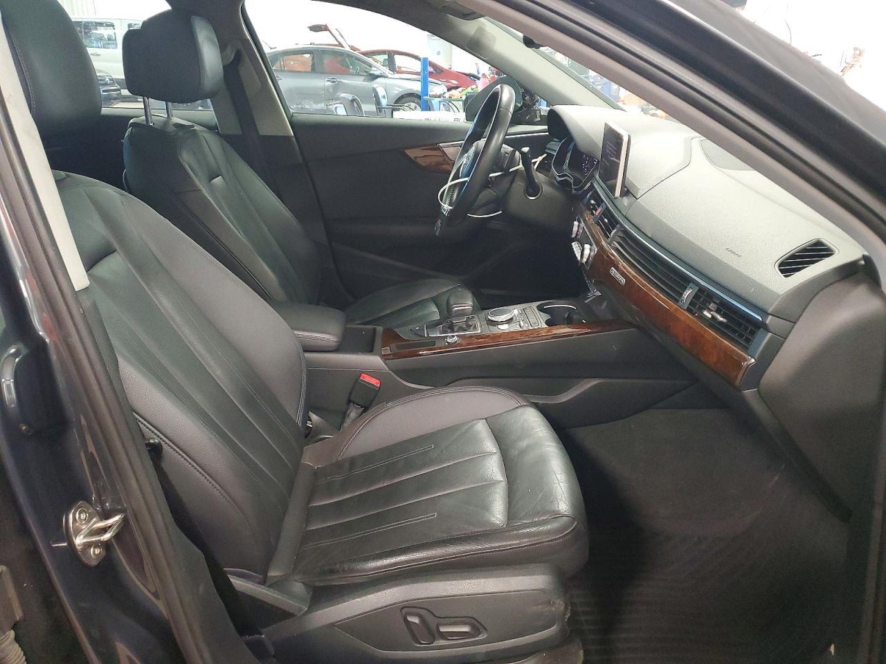 2017 Audi A4 Premium Plus - Фото 7
