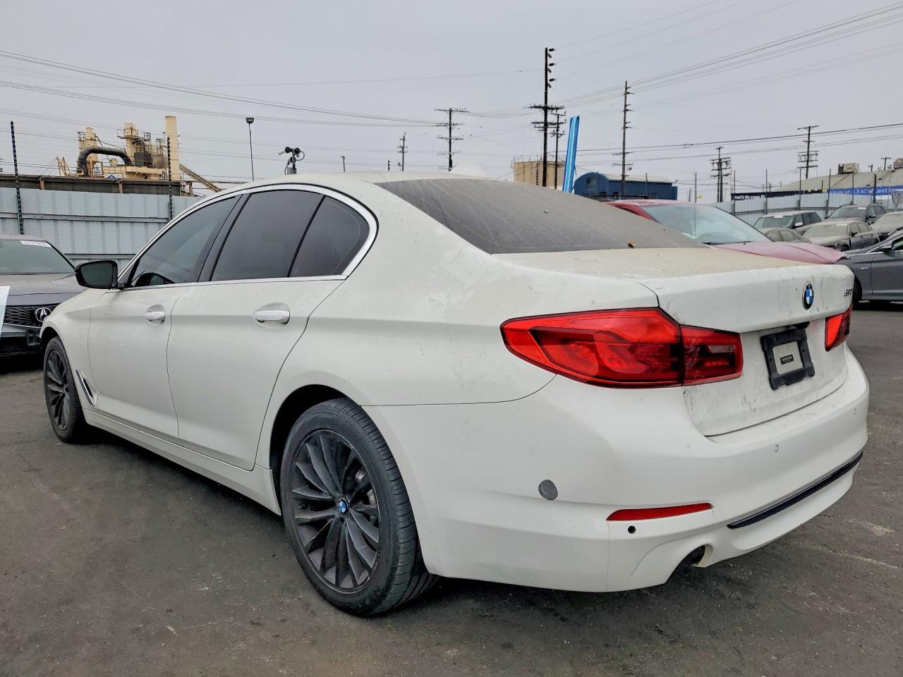 2021 BMW 530 I - Image 2