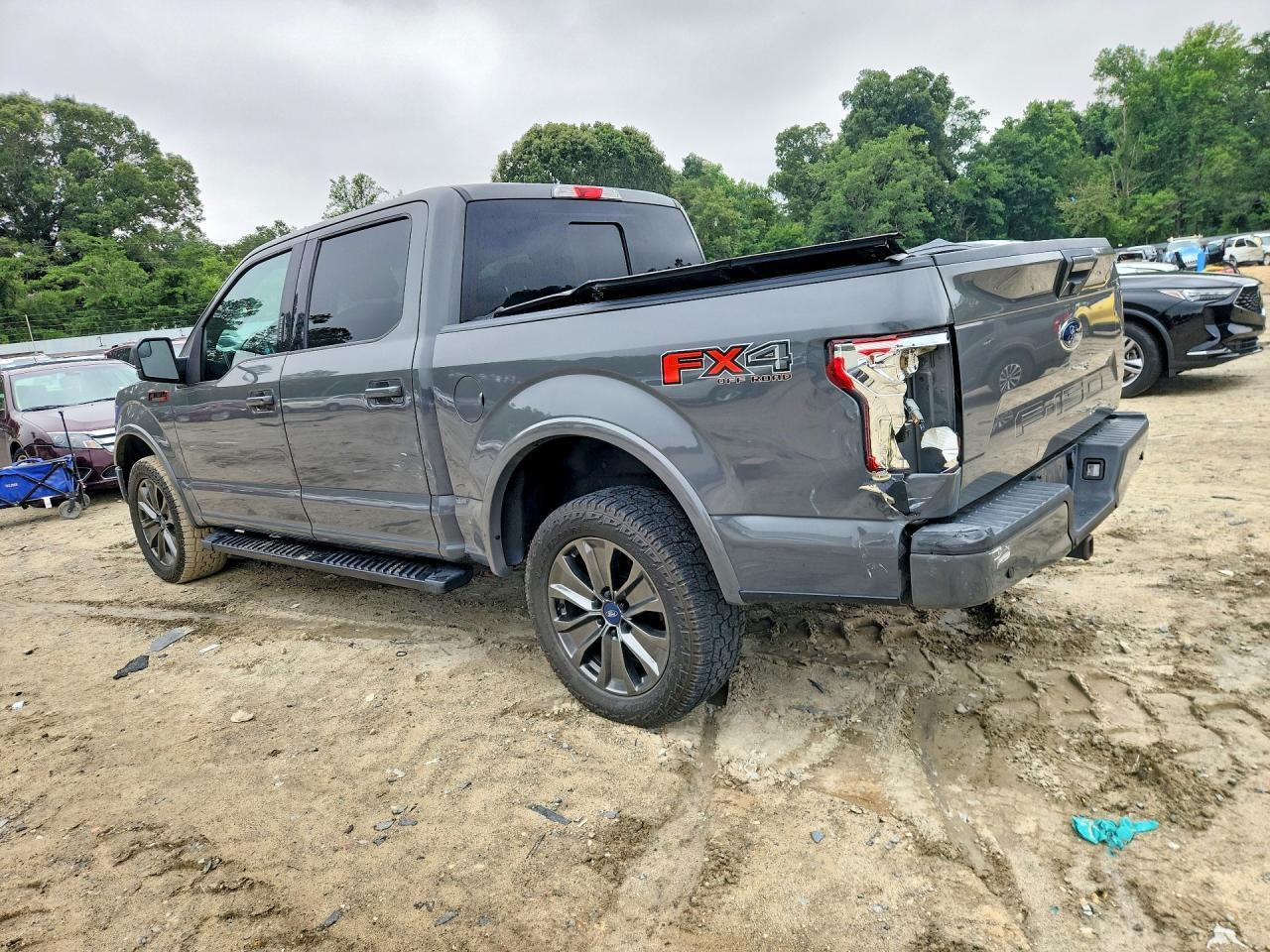 2018 Ford F150 Supercrew - Фото 2