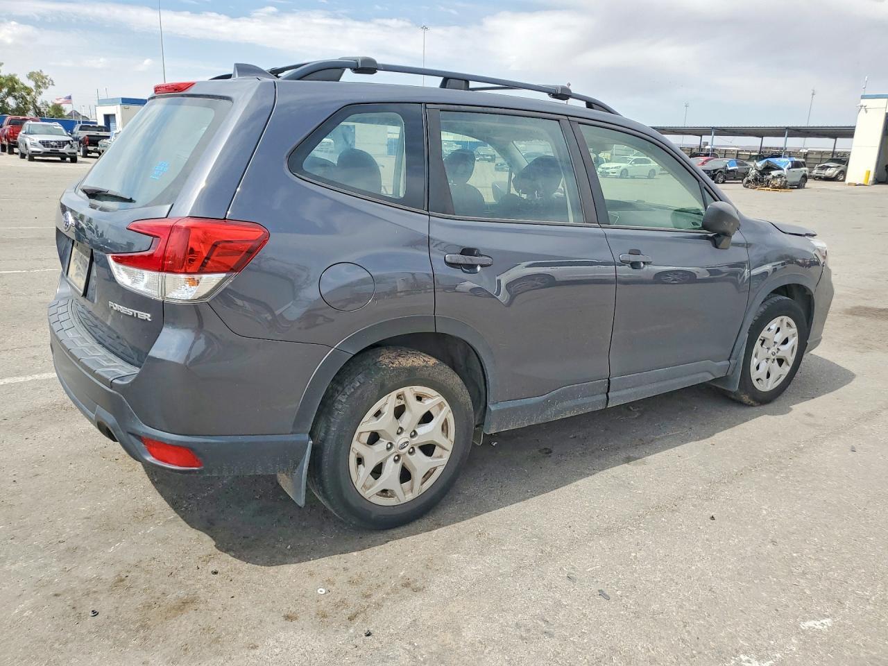 2020 Subaru Forester - Фото 3