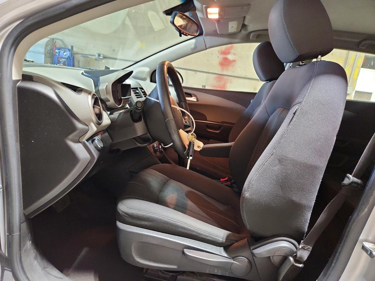 2016 Chevrolet Sonic Lt - Фото 7