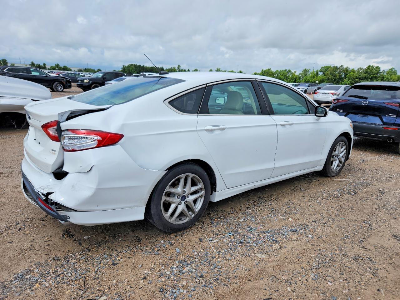 2016 Ford Fusion Se - Фото 3
