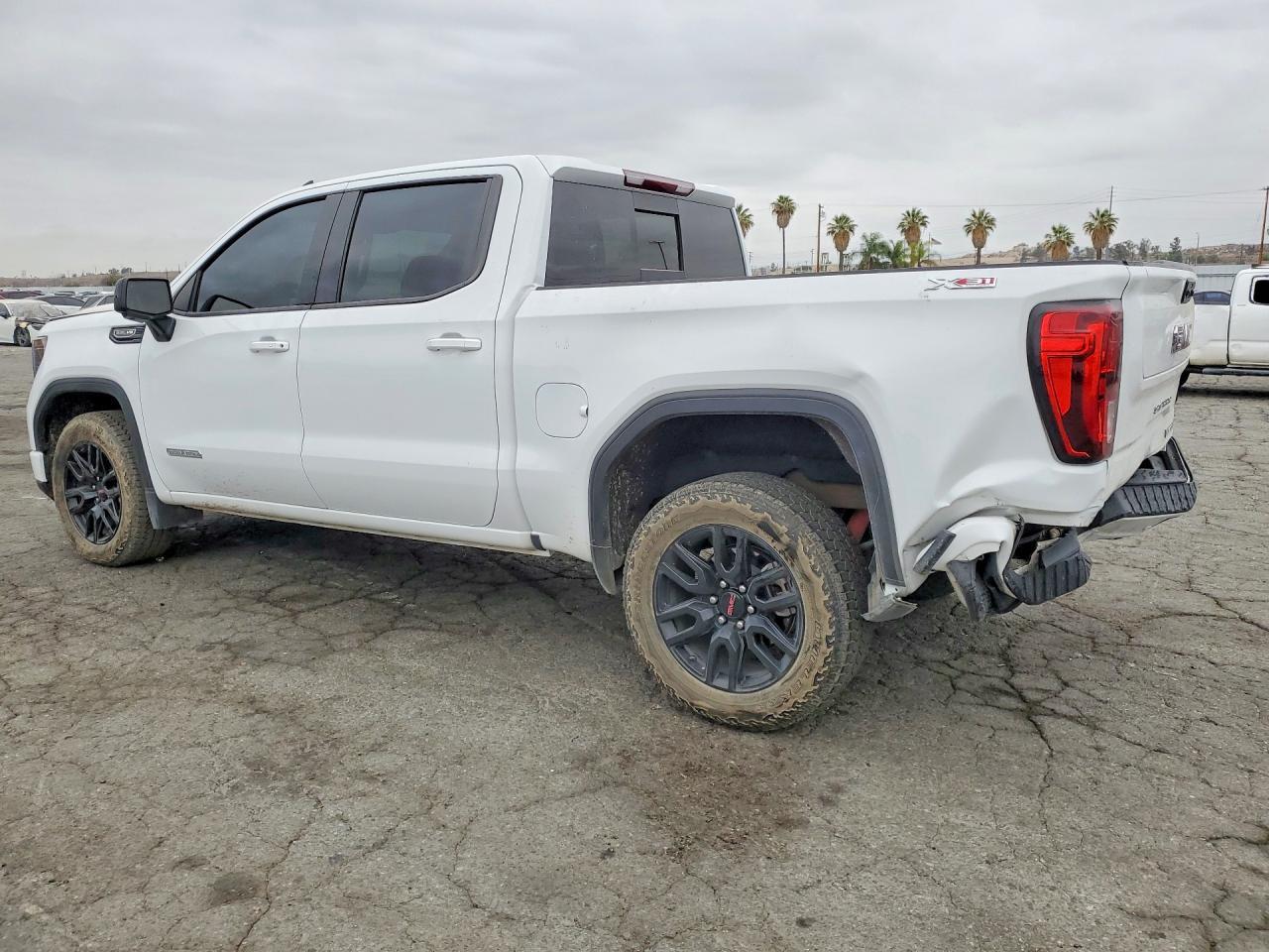 2025 GMC Sierra K1500 Elevation - Фото 2