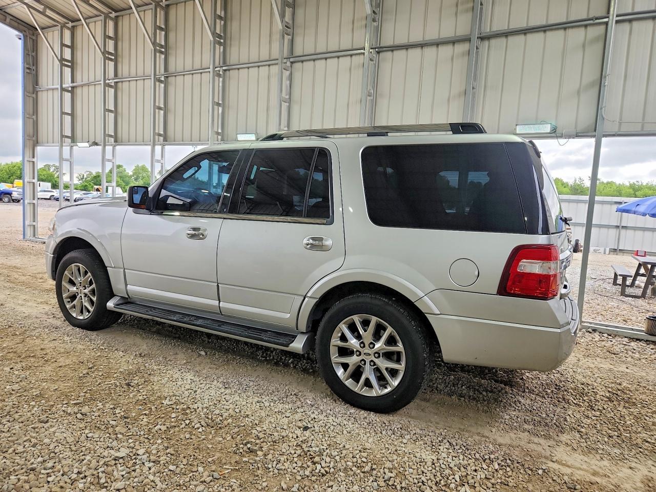 2016 Ford Expedition Limited - Фото 2