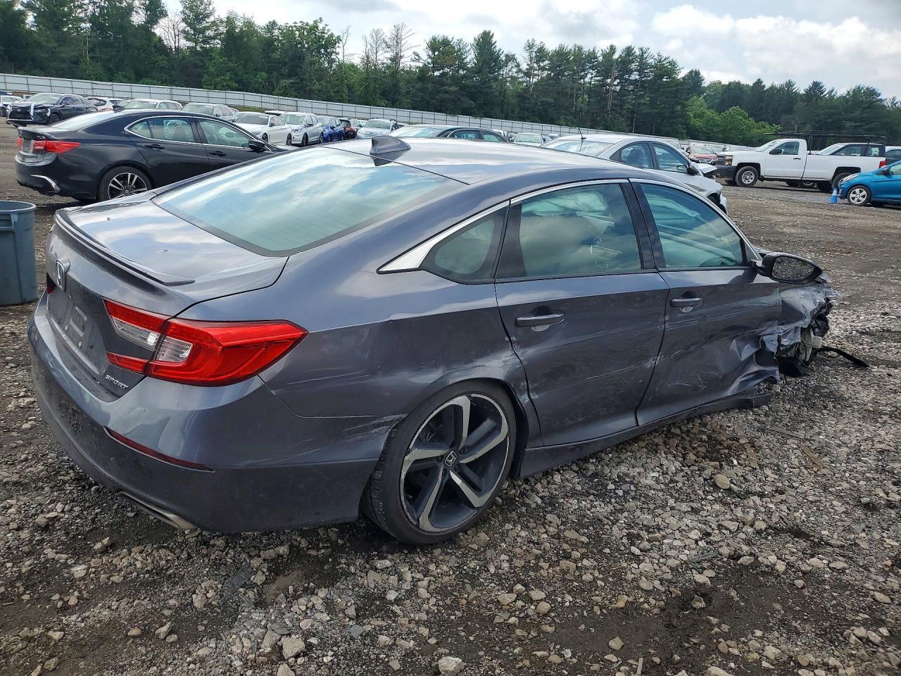 2018 Honda Accord Sport - Image 3