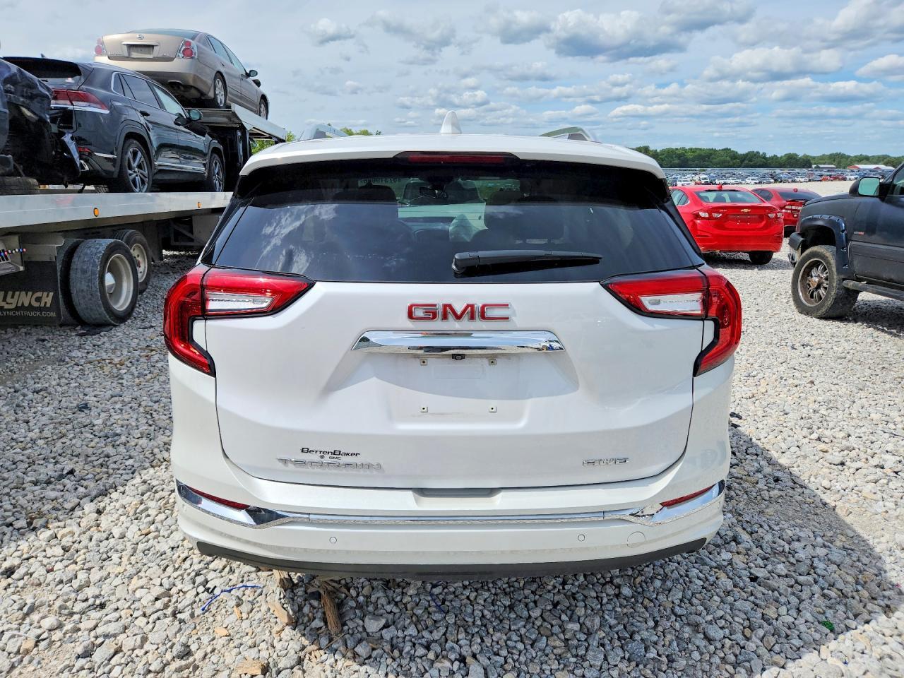 2024 GMC Terrain Denali - Фото 6