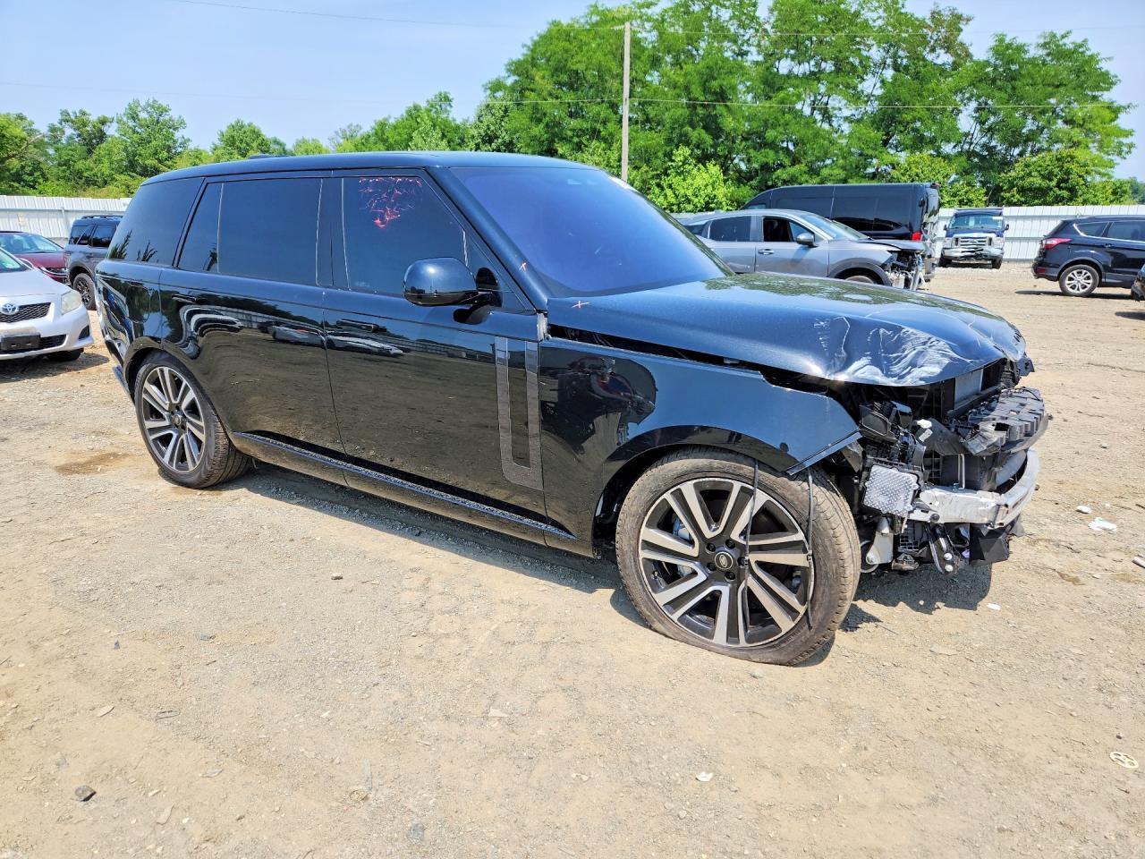2023 Land Rover Range Rover Se - Image 4