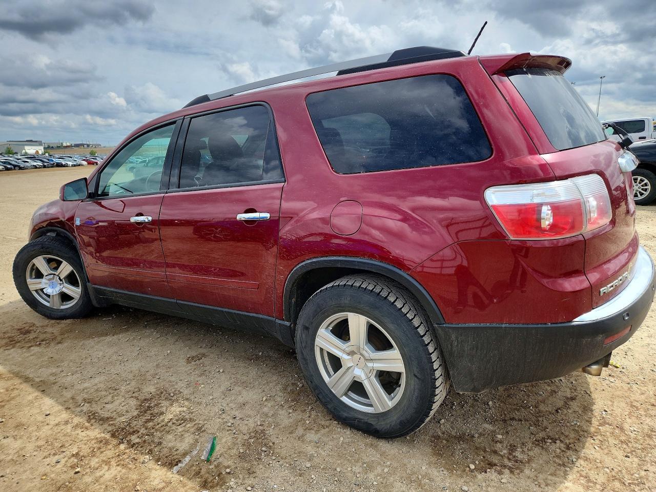 2011 GMC Acadia - Фото 2