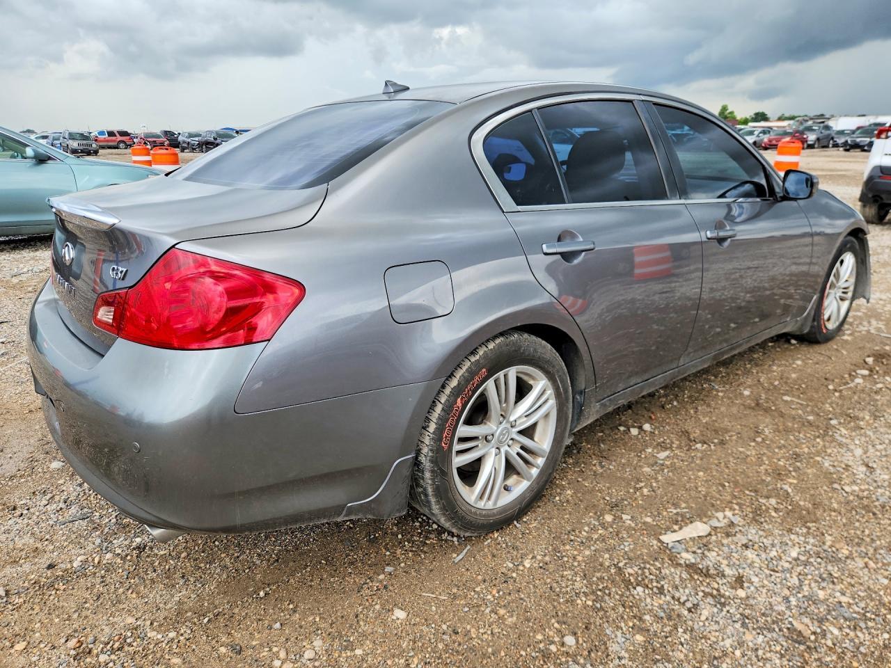 2013 Infiniti G37 Sedan Journey - Фото 3