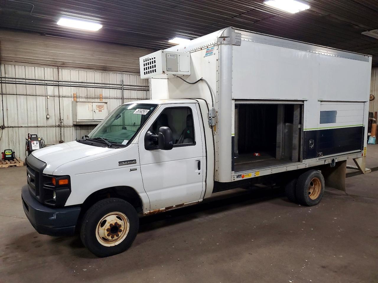 2014 Ford E450 Refrigerated Box Truck