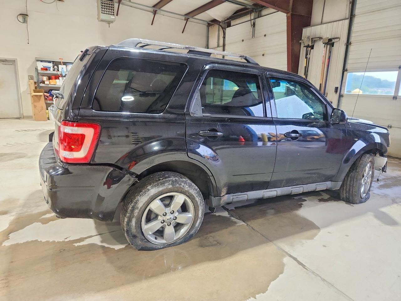2010 Ford Escape Limited - Фото 3