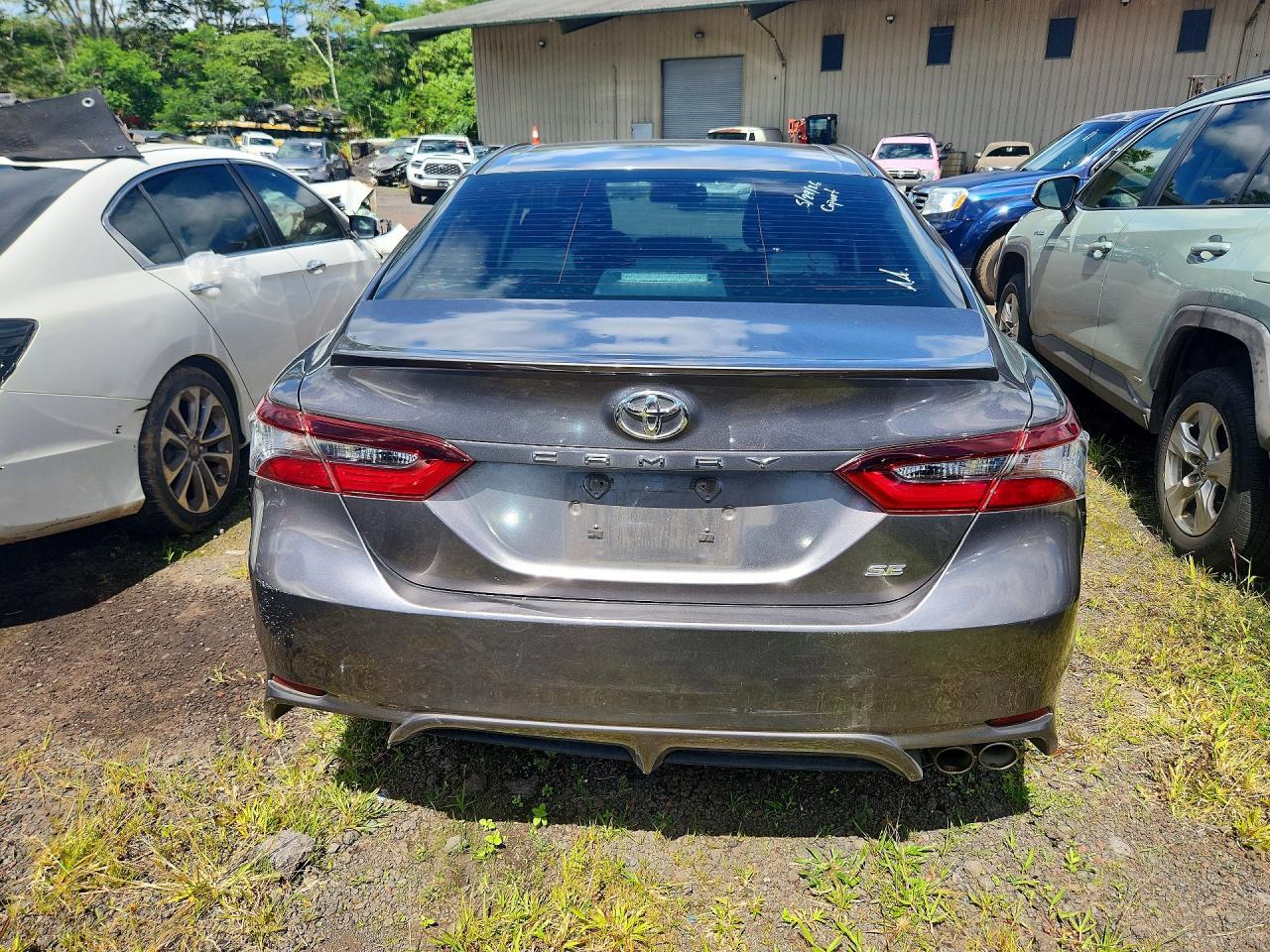 2022 Toyota Camry Se - Фото 6