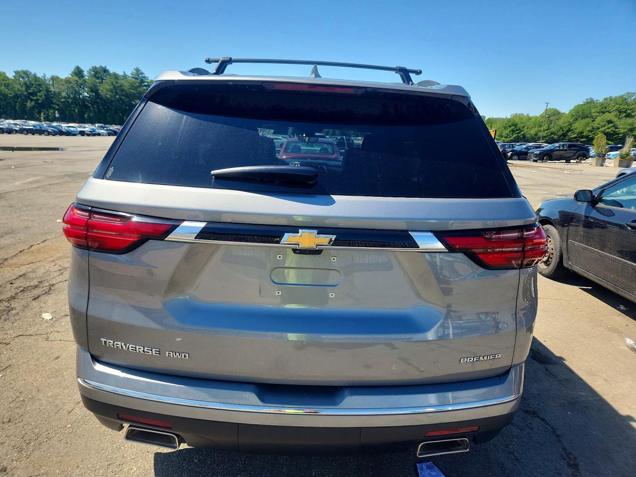 2023 Chevrolet Traverse Premier - Image 6