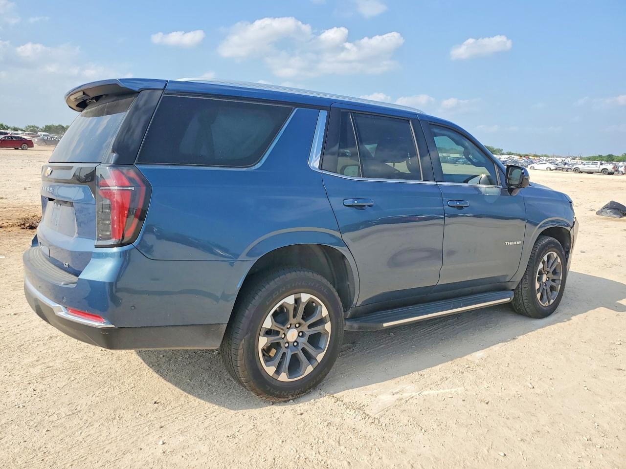2025 Chevrolet Tahoe C1500 Lt - Image 3