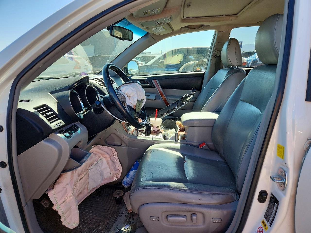 2010 Toyota Highlander Limited - Image 7