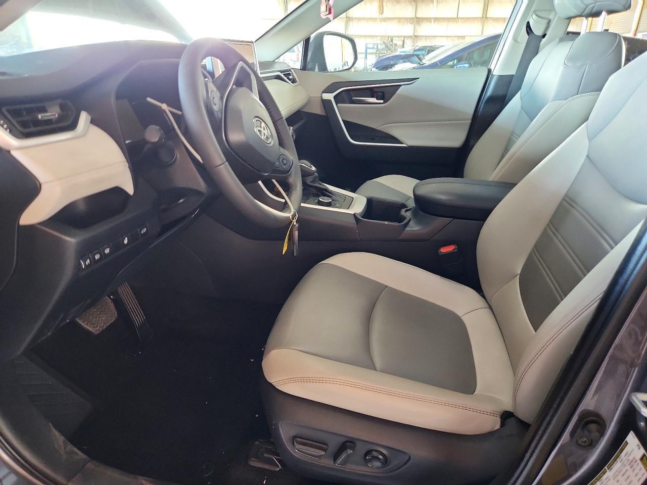 2024 Toyota Rav4 Xle Premium - Image 7