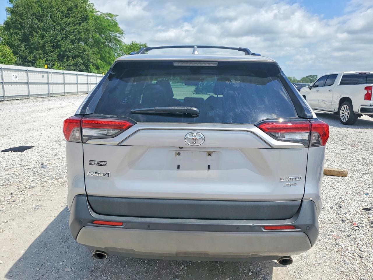 2019 Toyota Rav4 Limited - Фото 6