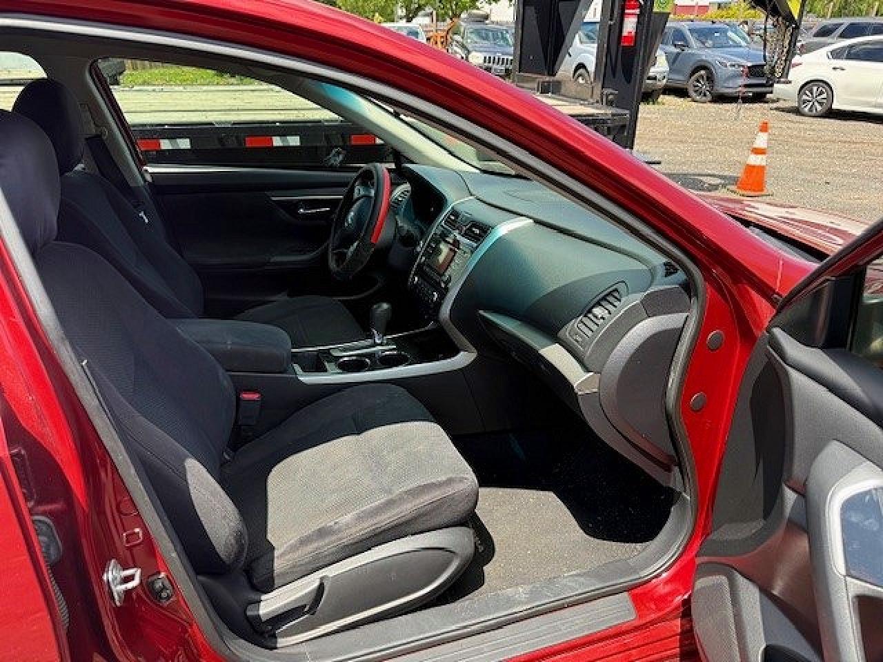 2014 Nissan Altima 2.5 S - Image 5
