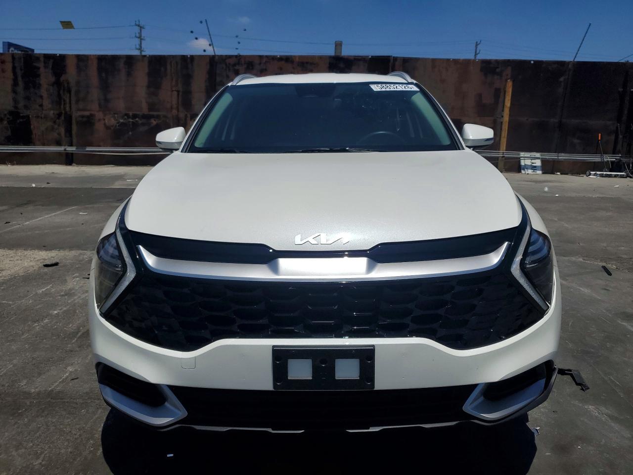 2025 Kia Sportage Ex - Image 5