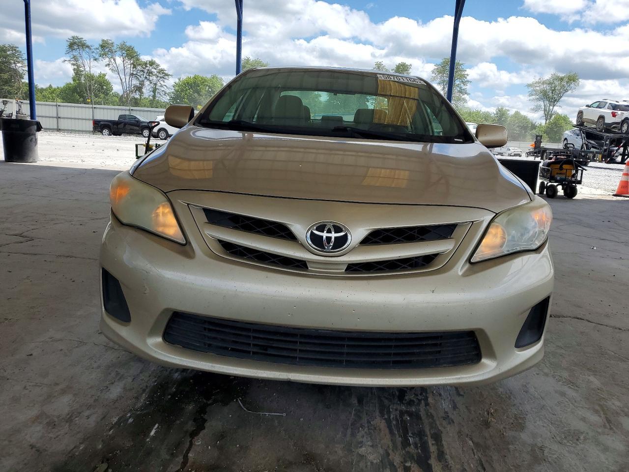 2013 Toyota Corolla L - Фото 5