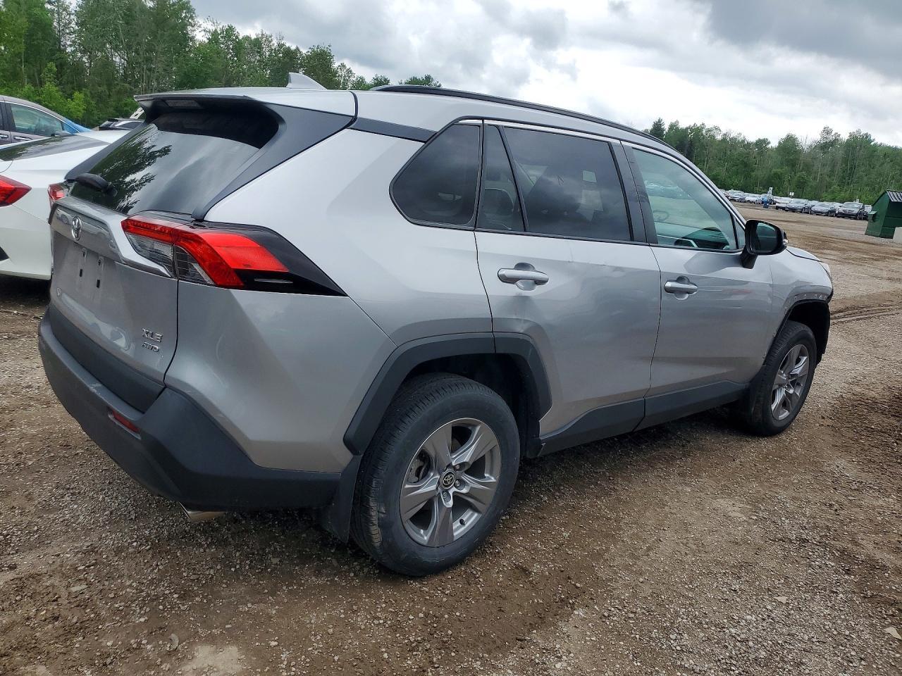 2022 Toyota Rav4 Xle - Фото 3