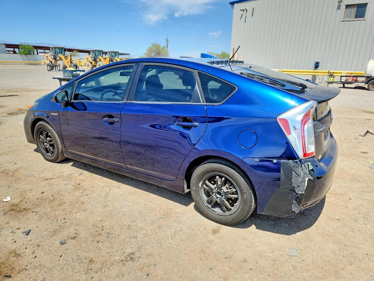 2012 Toyota Prius Two - Фото 2