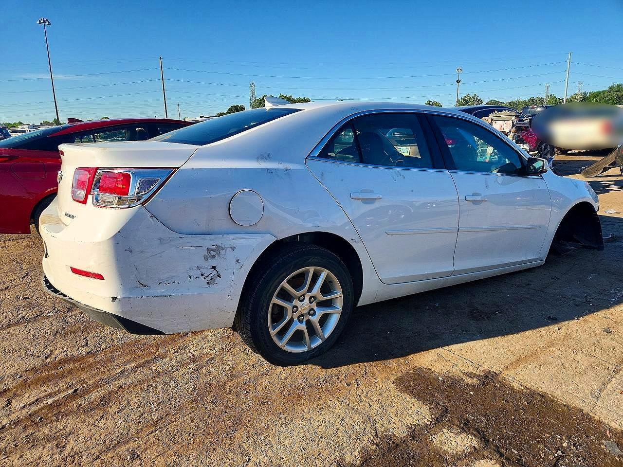 2015 Chevrolet Malibu 1Lt - Image 3