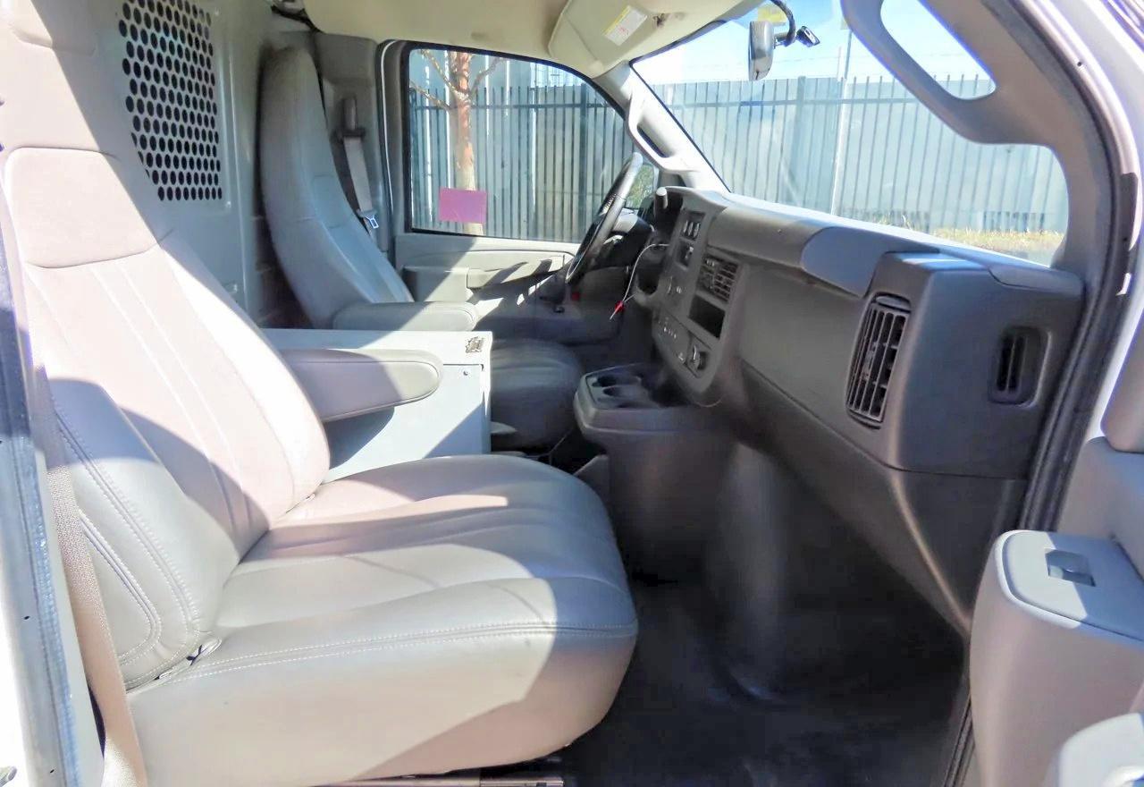 2020 GMC Savana G2500 - Image 5