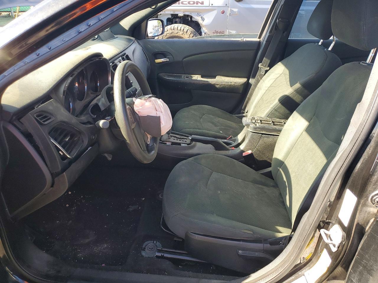 2011 Chrysler 200 Lx - Image 7