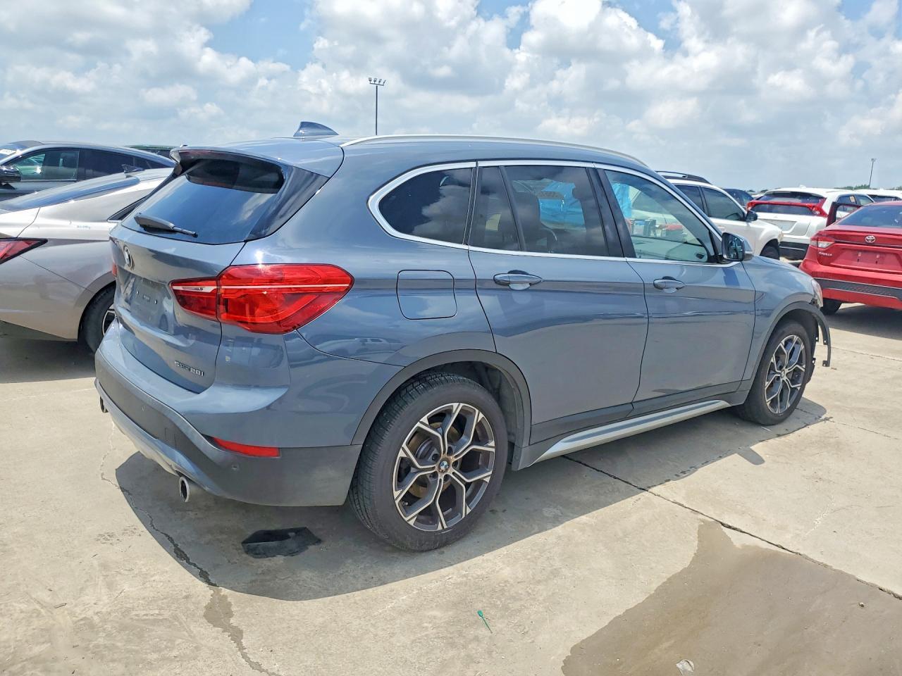 2021 BMW X1 Sdrive28I - Image 3