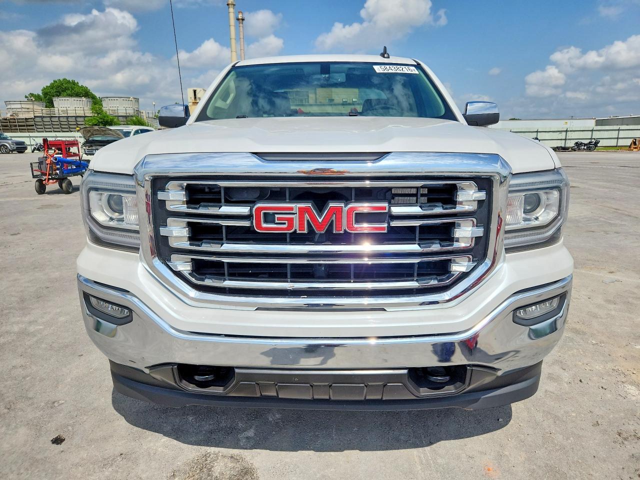 2018 GMC Sierra - Image 5