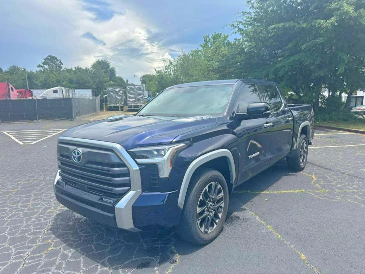 2023 Toyota Tundra Limited Hv - Image 2