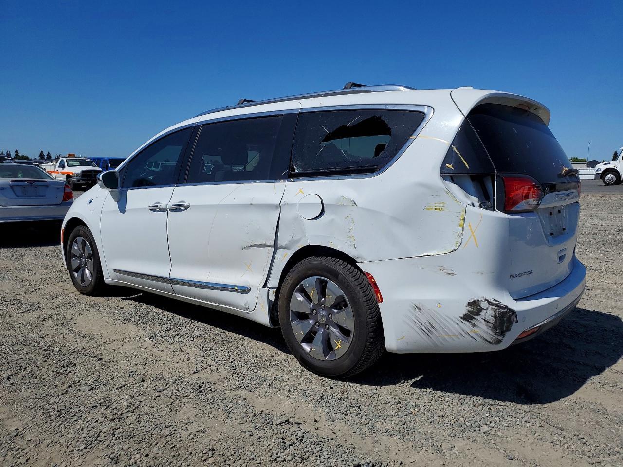 2019 Chrysler Pacifica Hybrid Limited - Фото 2