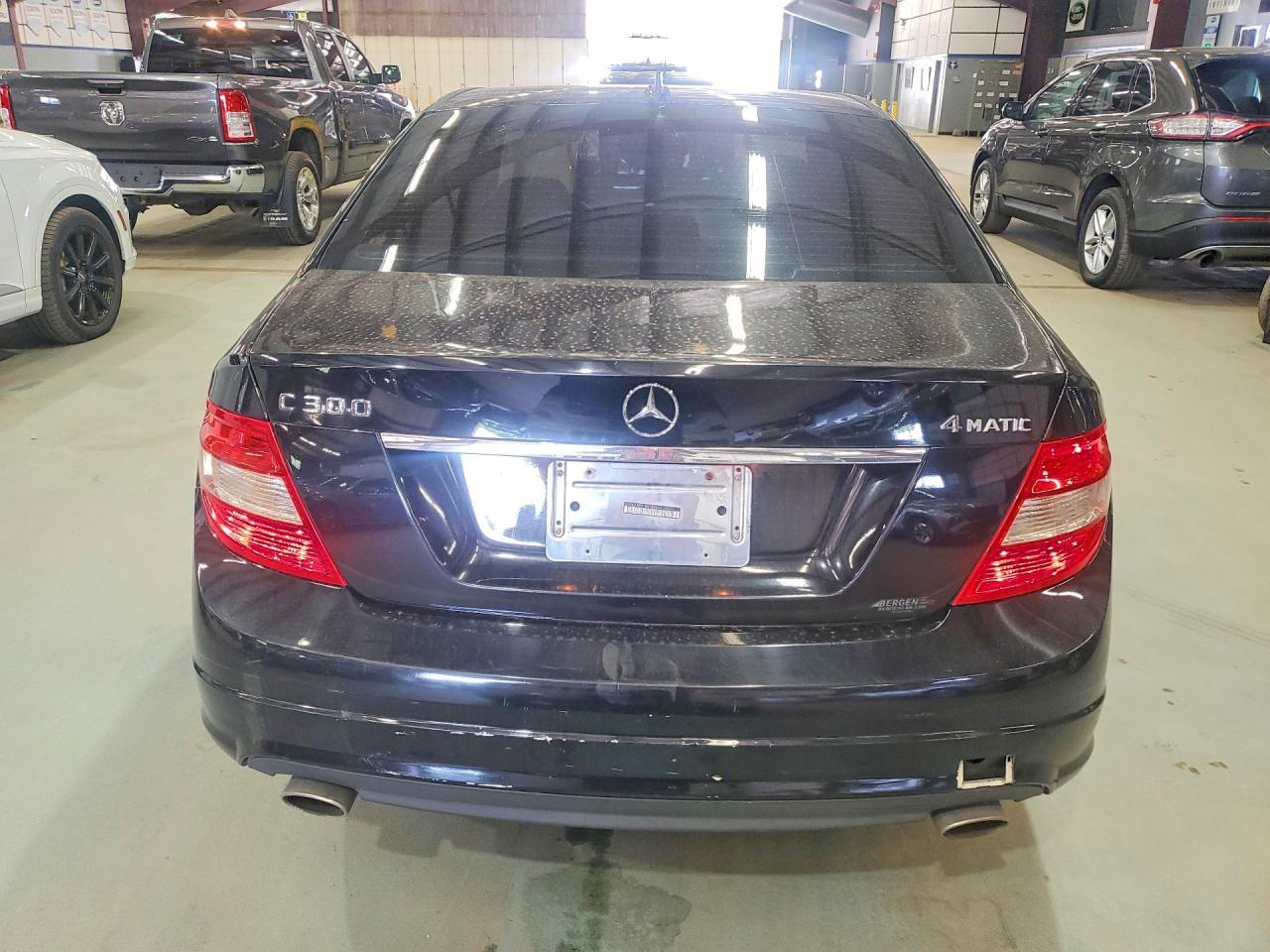 2011 Mercedes-Benz C 300 4Matic - Image 6